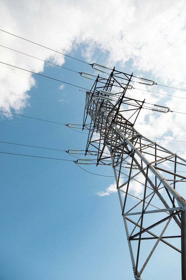 How can you use Azure Data Factory for ETL processes in a cloud environment?